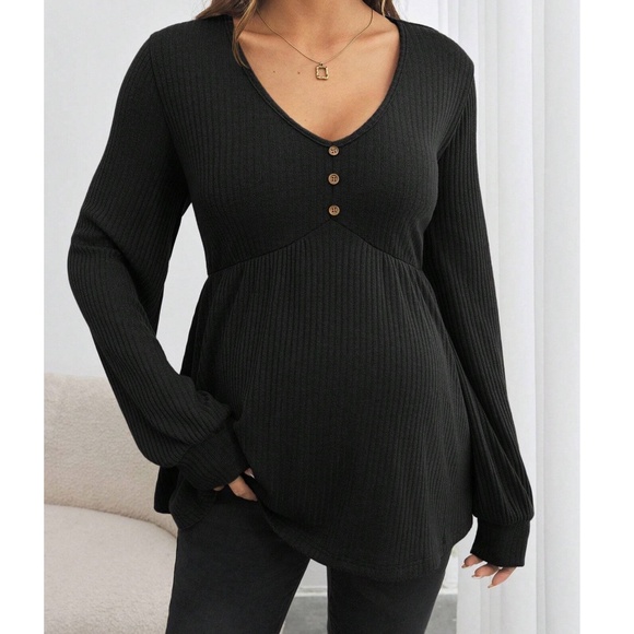 Maternity Solid V neck Button Detail Long Sleeve Top - Picture 2 of 9